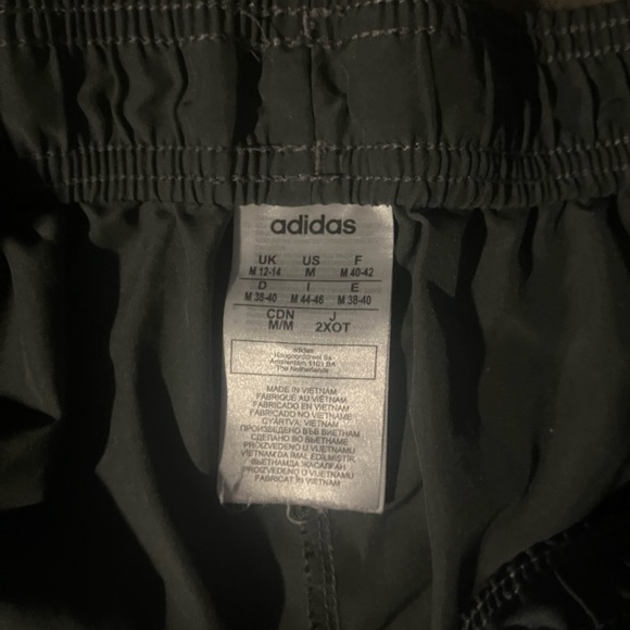 ADIDAS Shorts - Picture 5 of 5